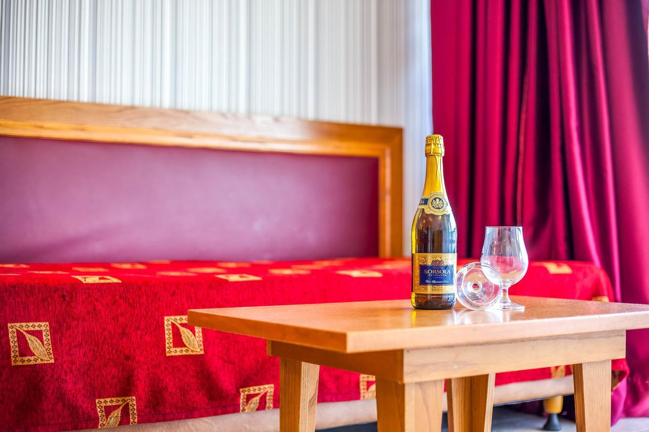 Continental Hotel Apartments Rhodes City Zewnętrze zdjęcie